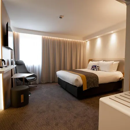 Express - Arcachon - La Teste, An Ihg 3*